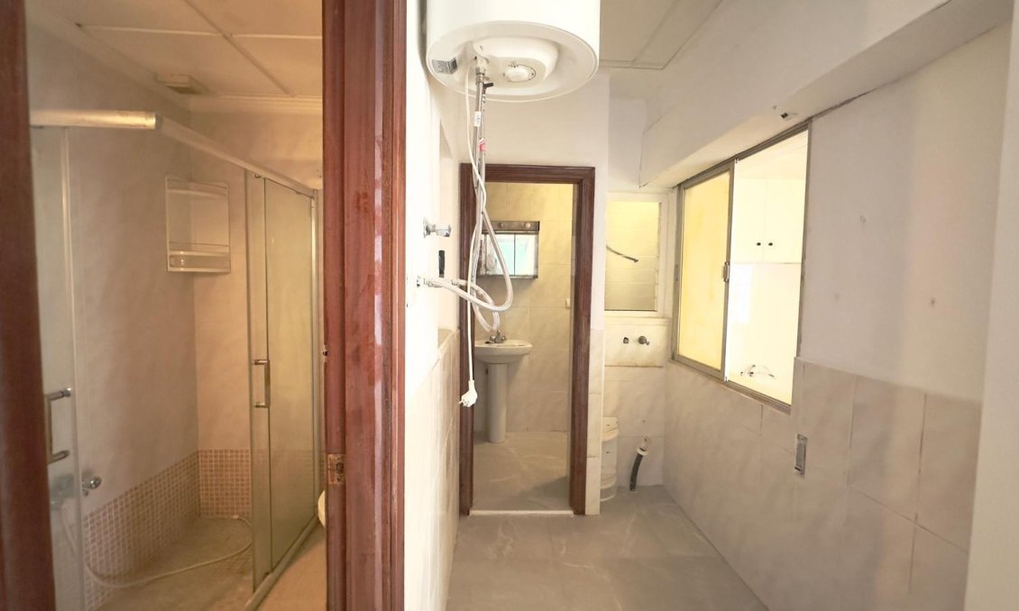 Resale - Apartment -
Torrevieja - Centro