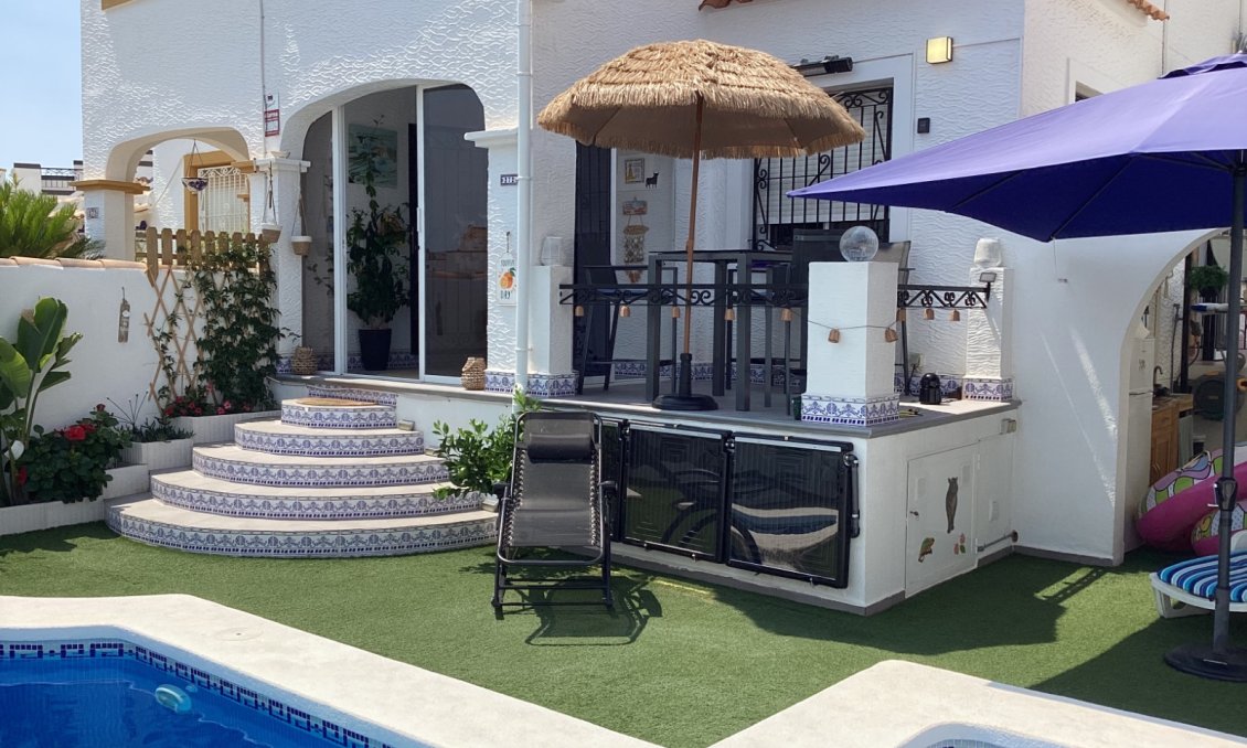 Wiederverkauf - Villa -
Orihuela Costa - Costa Blanca