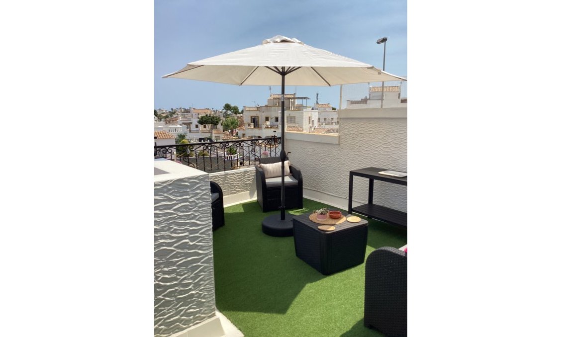 Wiederverkauf - Villa -
Orihuela Costa - Costa Blanca