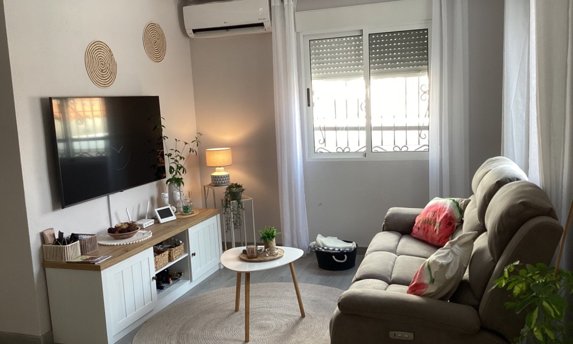 Wiederverkauf - Villa -
Orihuela Costa - Costa Blanca