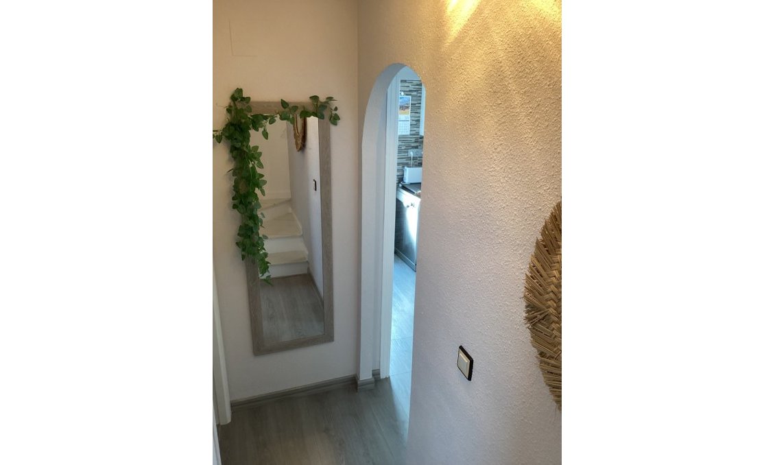 Wiederverkauf - Villa -
Orihuela Costa - Costa Blanca