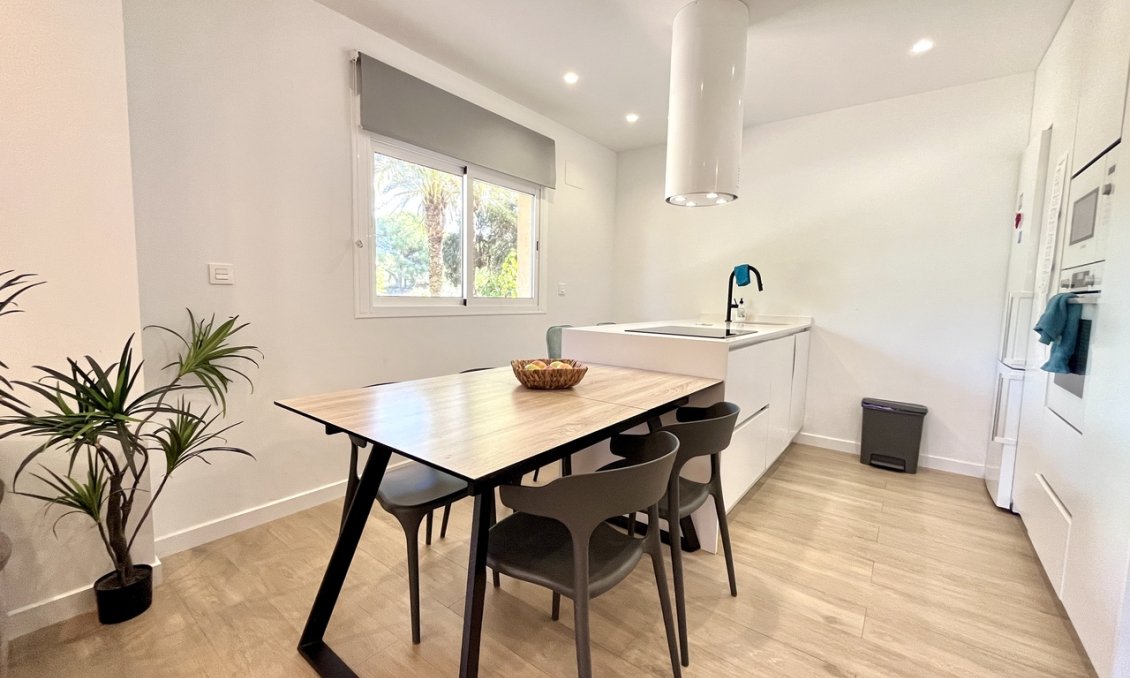 Resale - Apartment -
La Mata - Costa Blanca