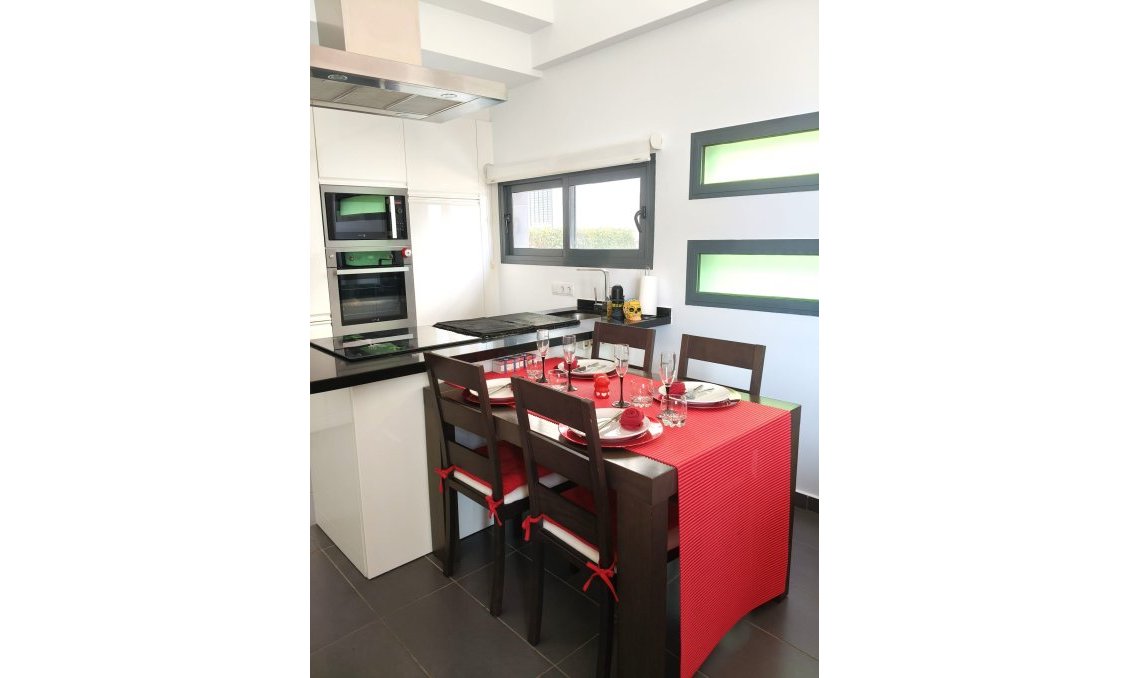 Resale - Town House -
Villamartin - Costa Blanca