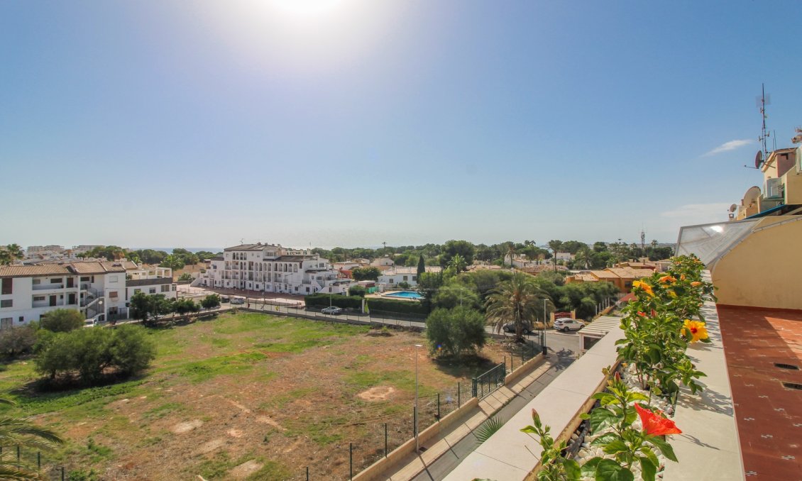 Resale - Penthouse -
Punta Prima - Costa Blanca