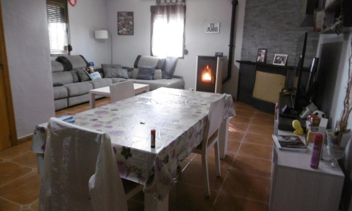 Revente - Villa -
Yecla - Inland