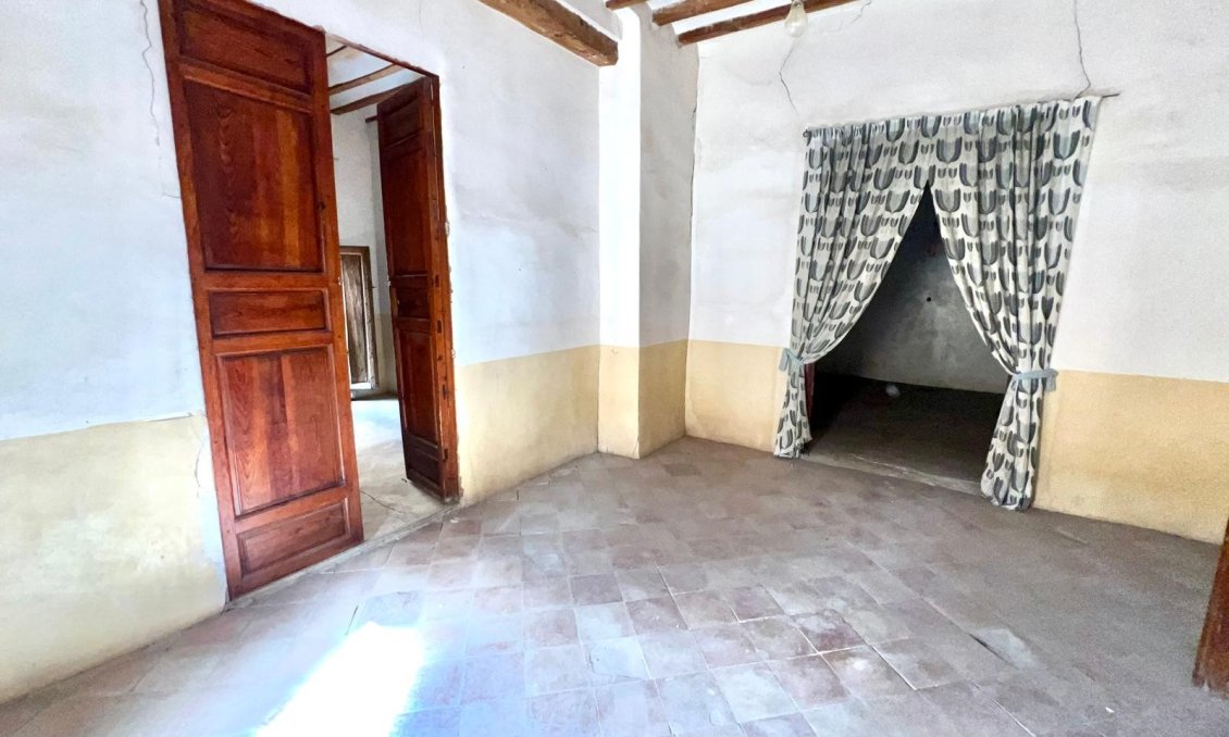 Resale - Town House -
Pinoso - Inland