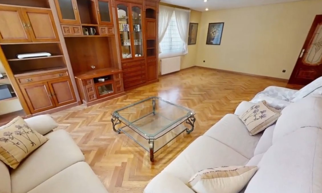 Revente - Villa -
Elda - Inland