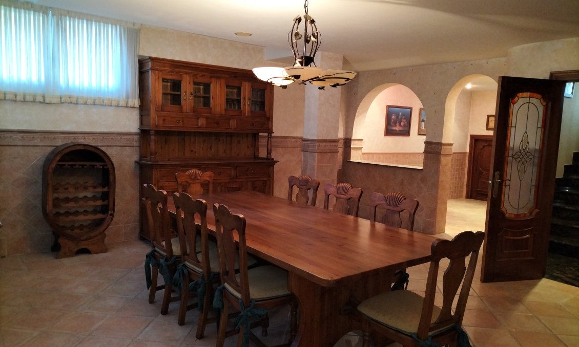 Revente - Villa -
Elda - Inland