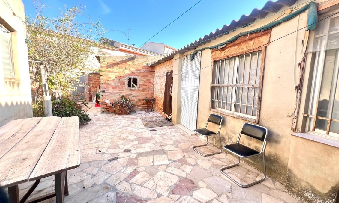 Resale - Town House -
Pinoso - Inland