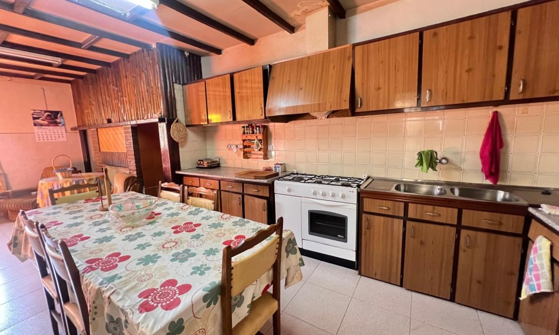 Resale - Town House -
Pinoso - Inland