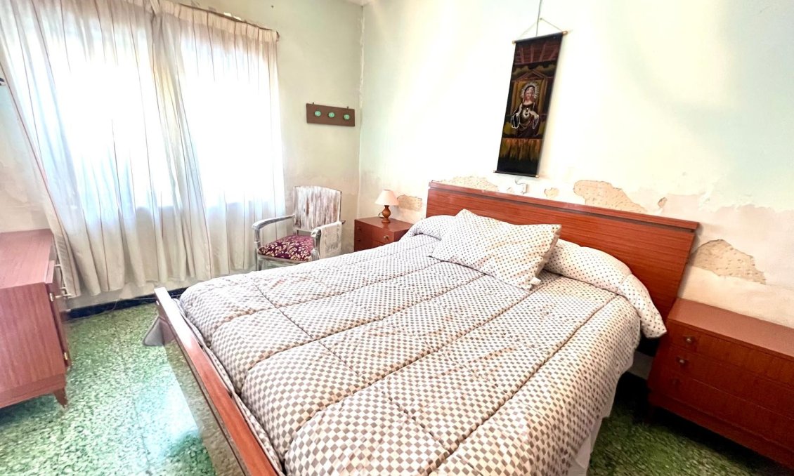 Resale - Town House -
Pinoso - Inland