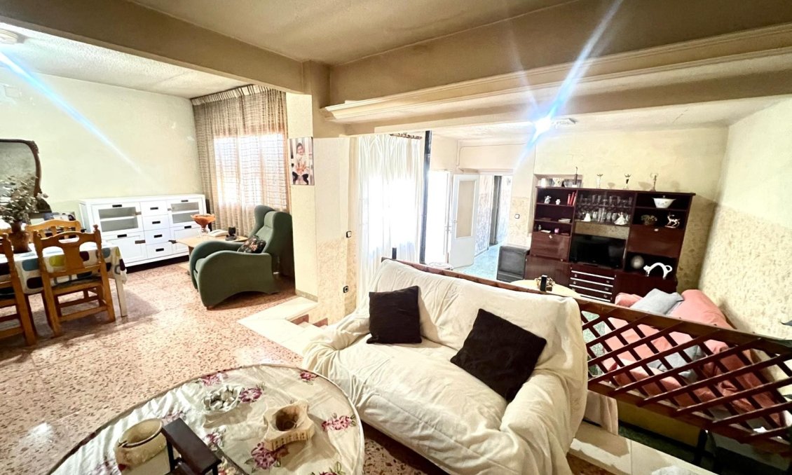 Resale - Town House -
Pinoso - Inland