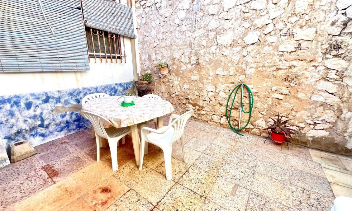 Resale - Town House -
Pinoso - Inland