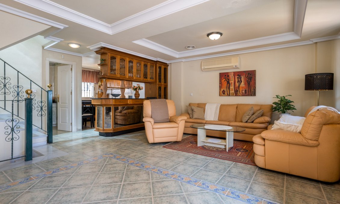 Resale - Villa -
Guardamar del Segura - Costa Blanca