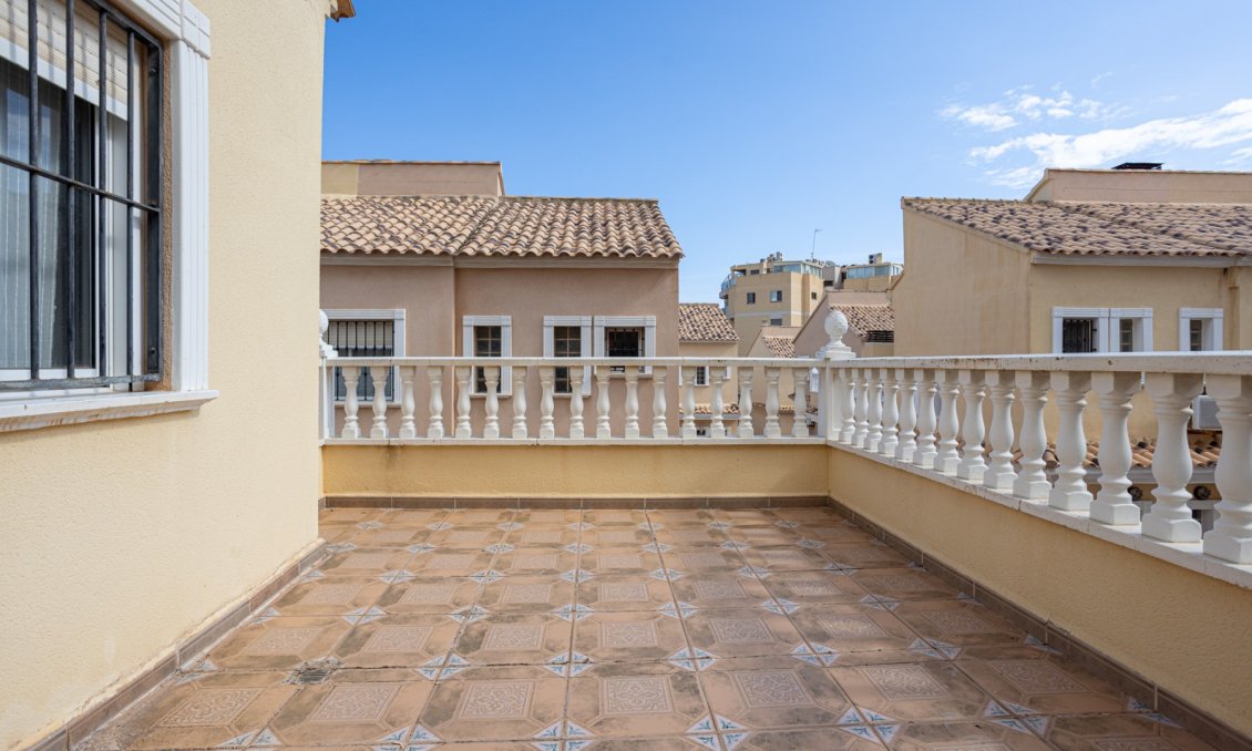 Resale - Villa -
Guardamar del Segura - Costa Blanca