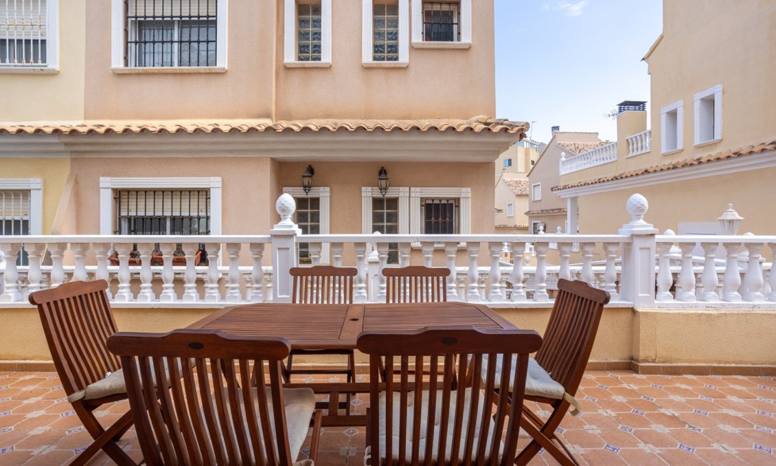 Resale - Villa -
Guardamar del Segura - Costa Blanca