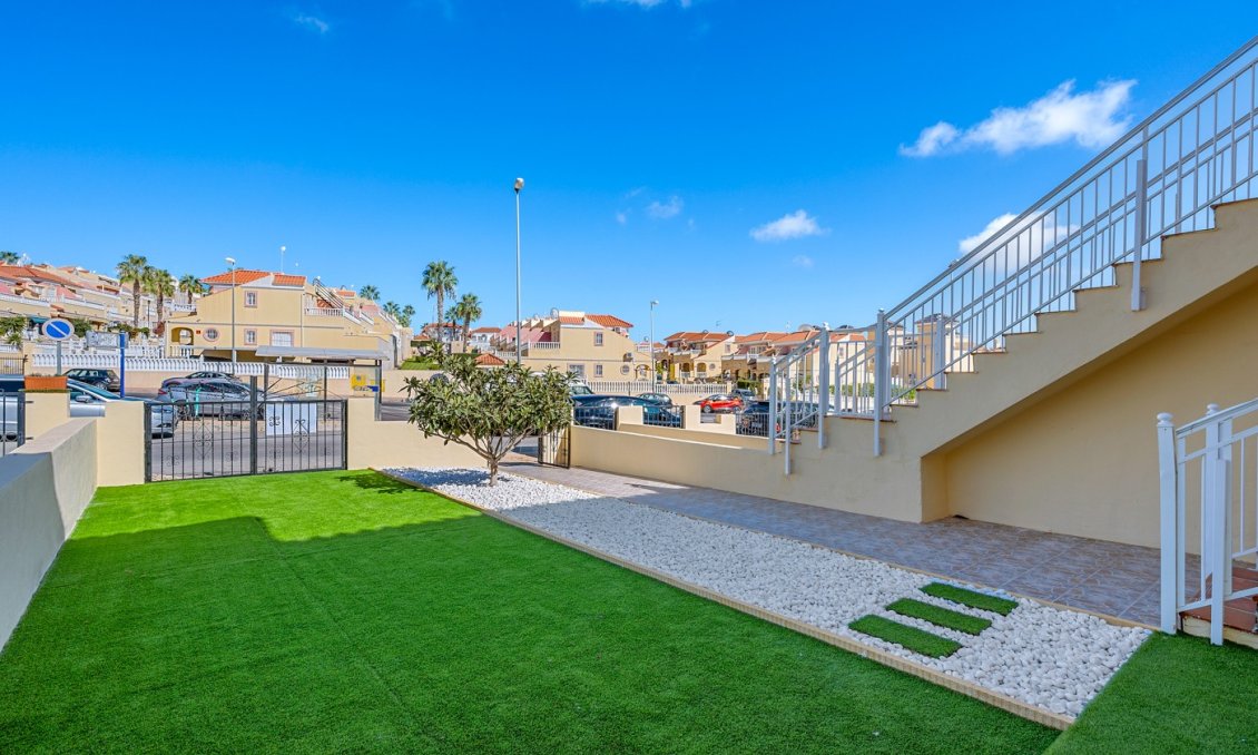 Wiederverkauf - Wohnung -
San Miguel de Salinas - Inland