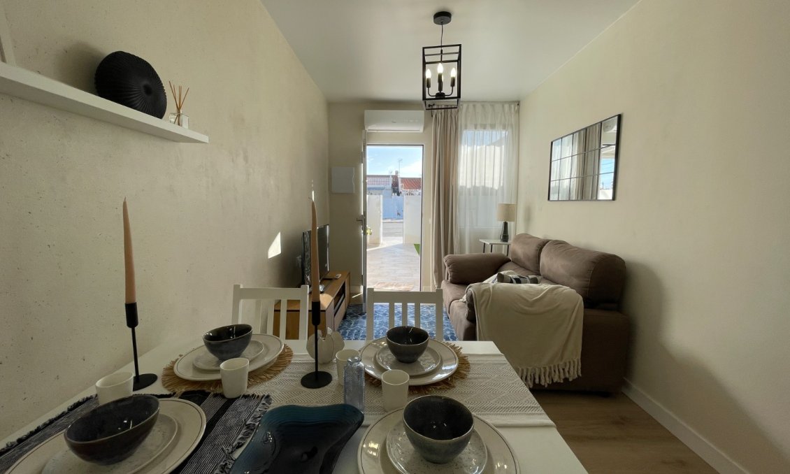 Wiederverkauf - Town House -
Torrevieja - Costa Blanca