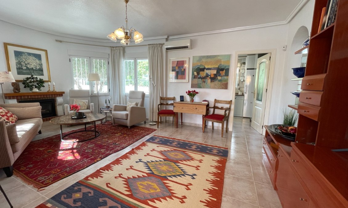 Resale - Villa -
Ciudad Quesada - Costa Blanca