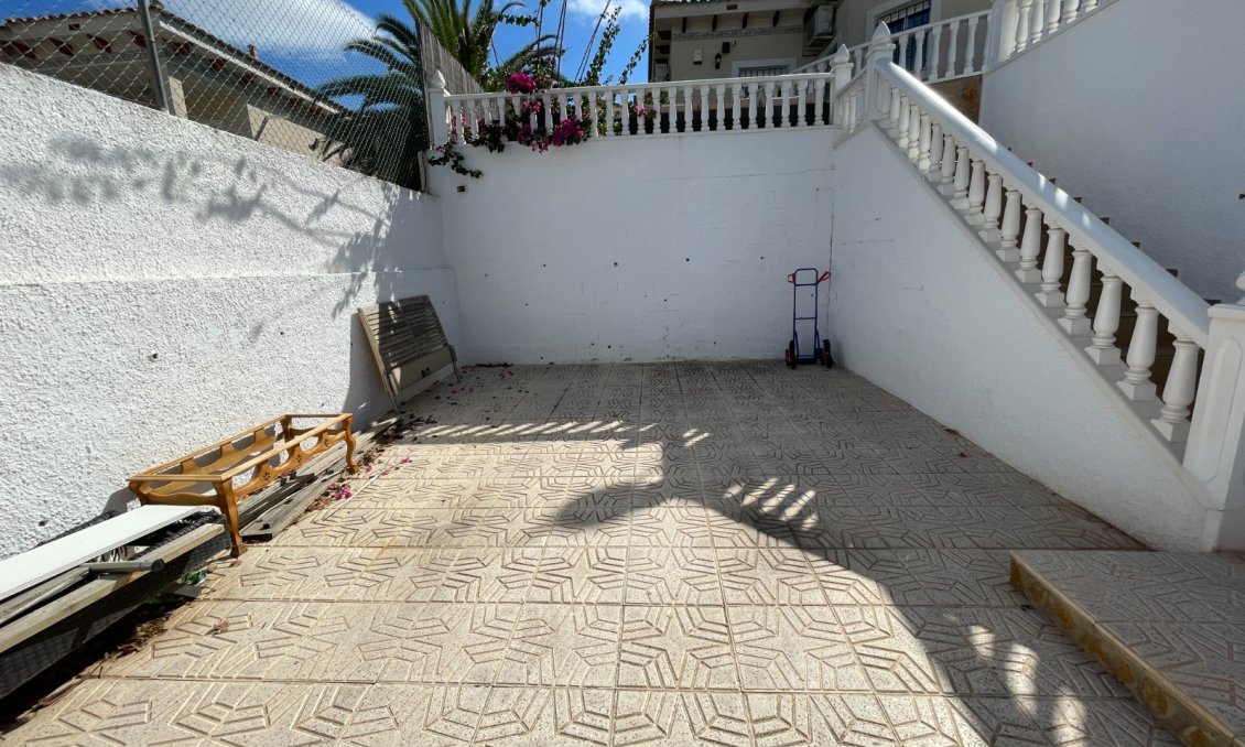 Wiederverkauf - Villa -
Bigastro - Inland