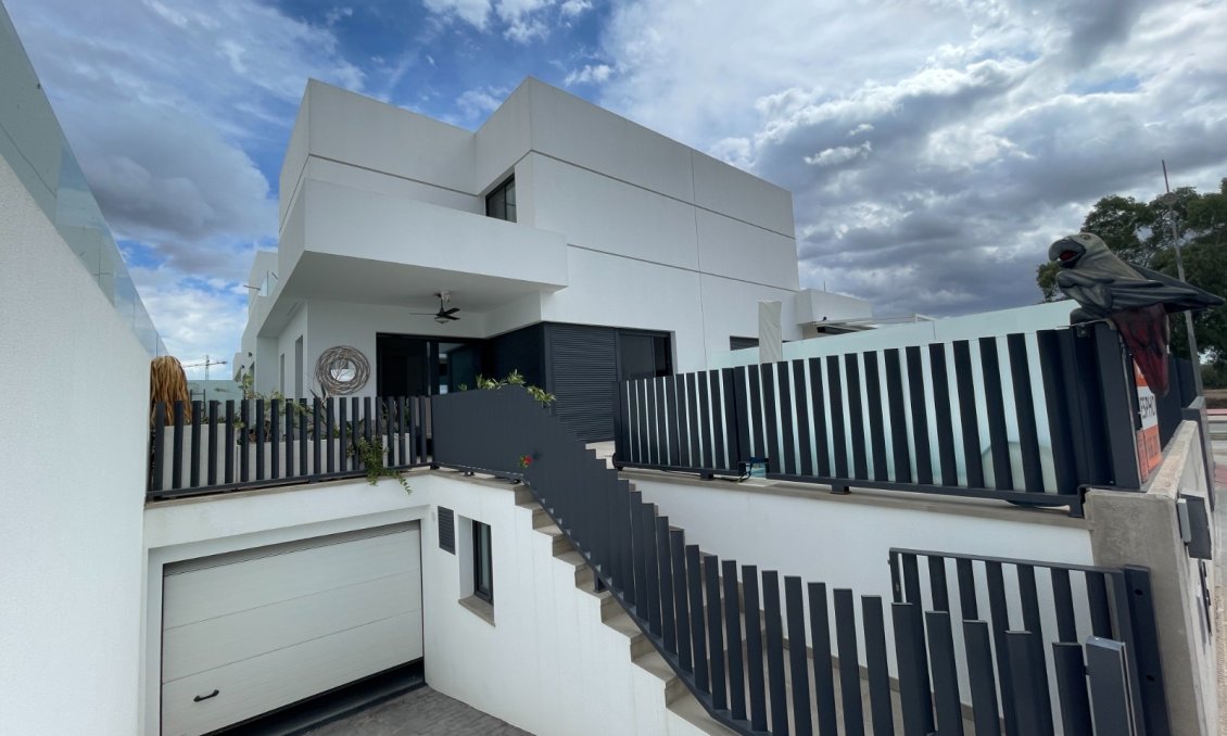 Wiederverkauf - Villa -
Dolores - Costa Blanca