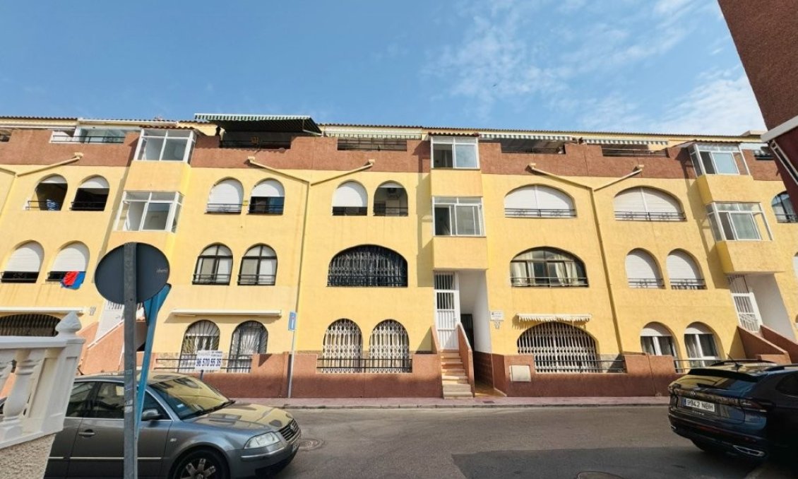 Resale - Apartment -
La Mata - Costa Blanca