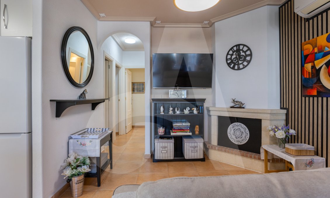 Resale - Villa -
Guardamar del Segura - El Raso