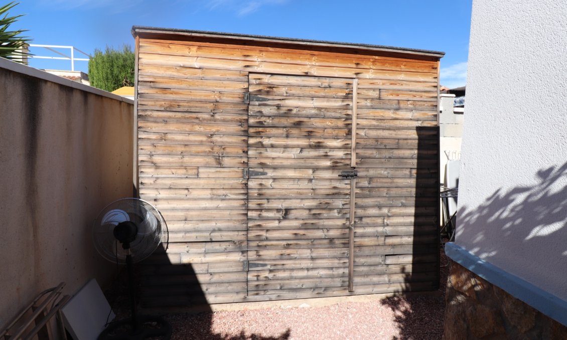 Resale - Villa -
Hondón de las Nieves - Inland