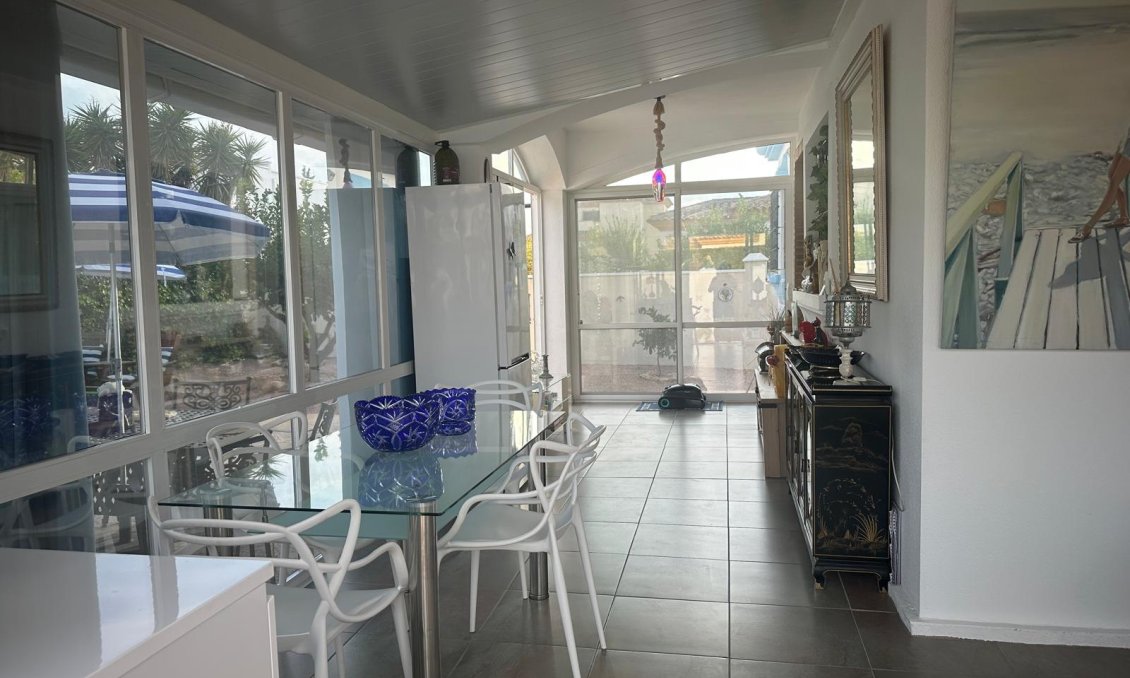 Resale - Villa -
Hondón de las Nieves - Inland