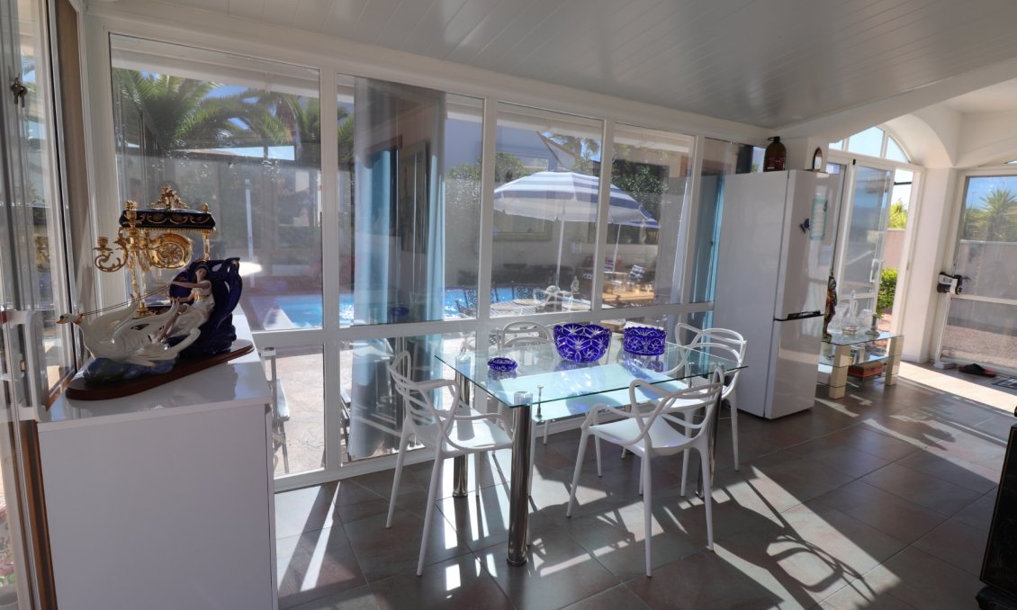 Resale - Villa -
Hondón de las Nieves - Inland