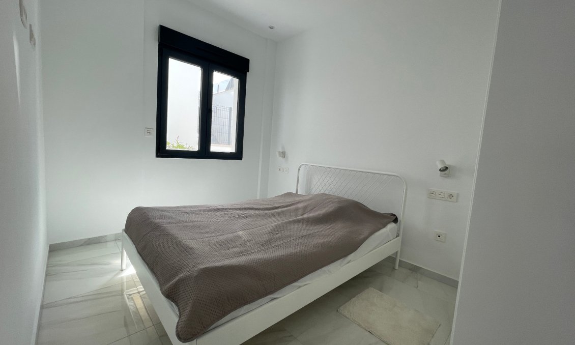 Resale - Villa -
Benijofar - Costa Blanca