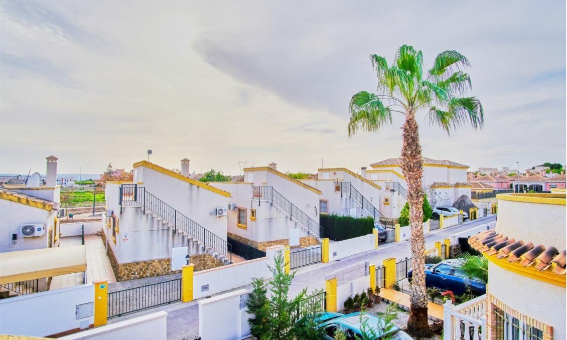 Wiederverkauf - Villa -
Los Montesinos - Costa Blanca
