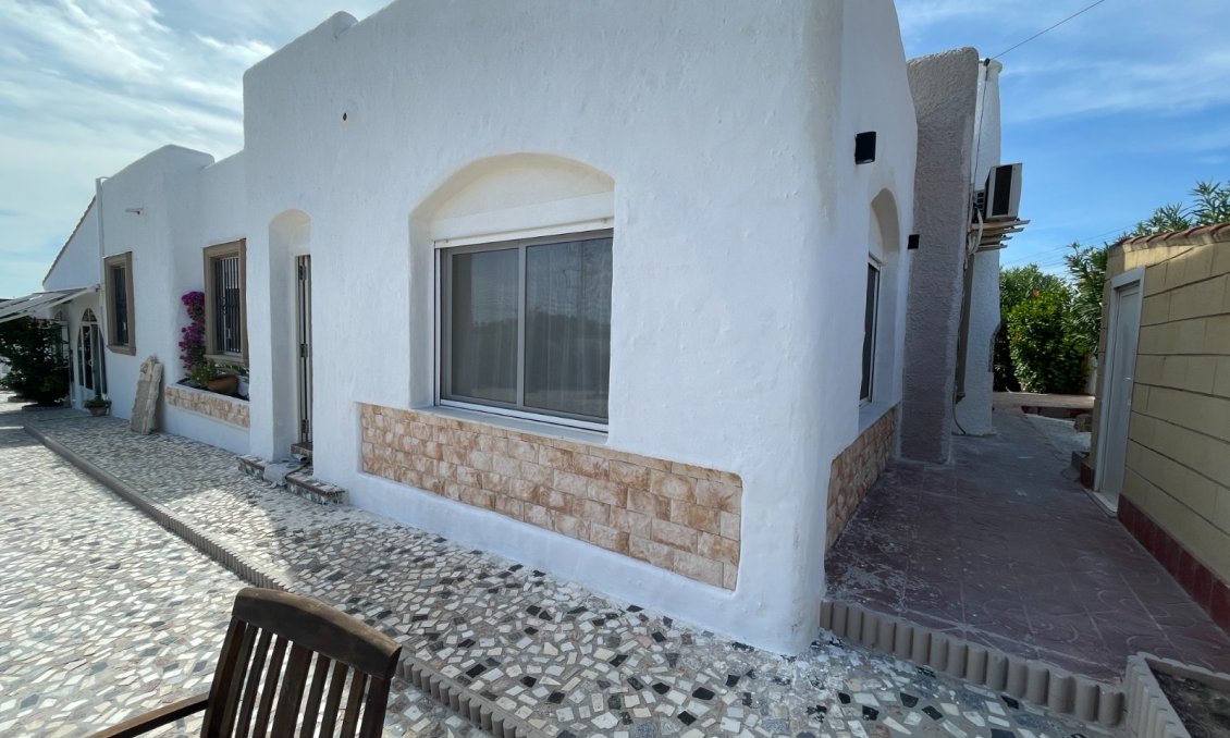 Resale - Villa -
Ciudad Quesada - Costa Blanca