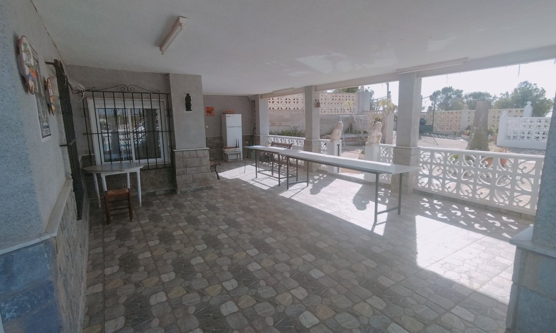 Resale - Villa -
Crevillent - Inland