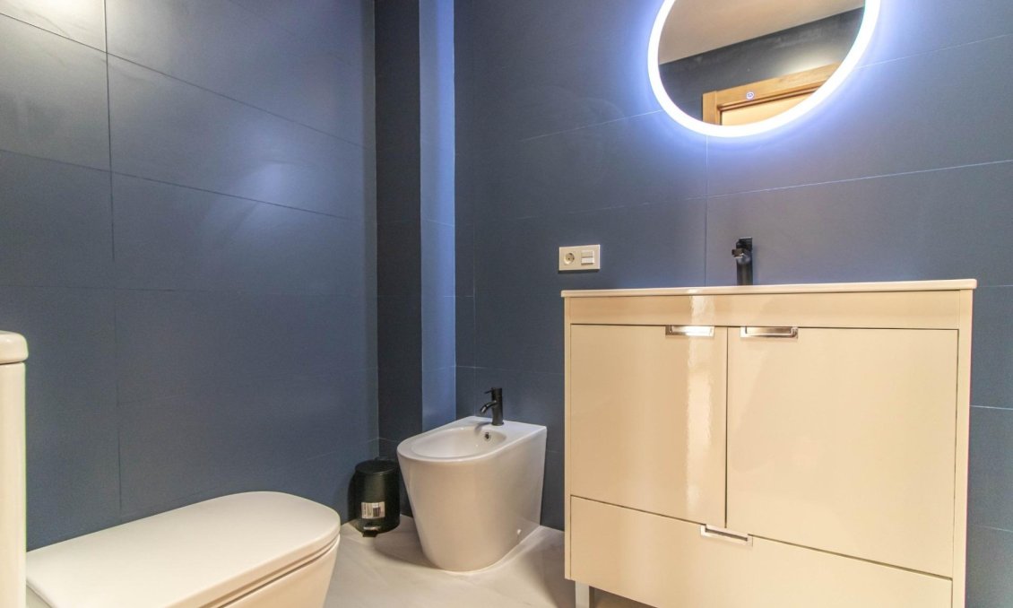 Használt Ingatlanok - Apartman -
Torrevieja - Costa Blanca