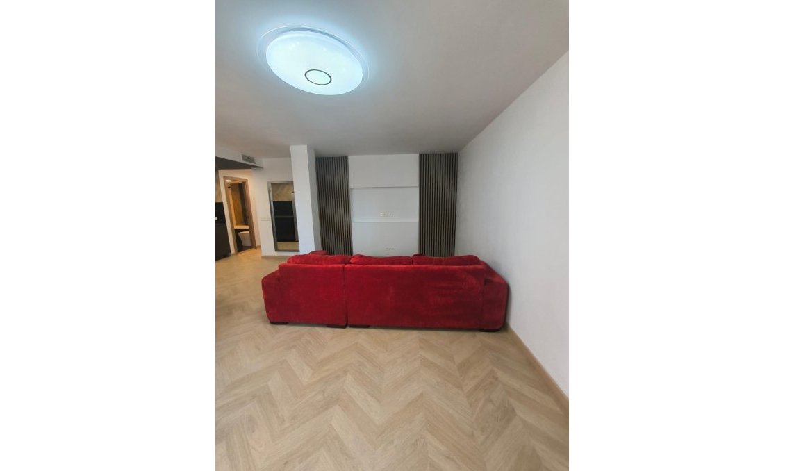 Használt Ingatlanok - Apartman -
Torrevieja - Costa Blanca