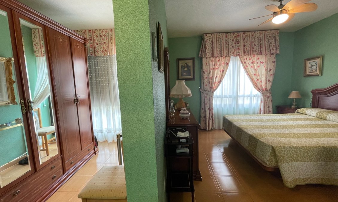 Wiederverkauf - Town House -
Guardamar del Segura - Costa Blanca