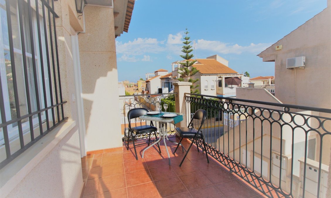Resale - Bungalow -
Orihuela Costa - Costa Blanca