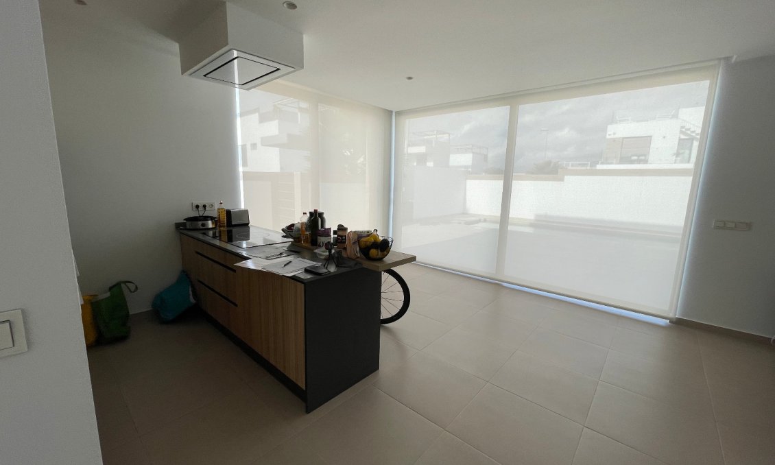 Resale - Villa -
Benijofar - Costa Blanca