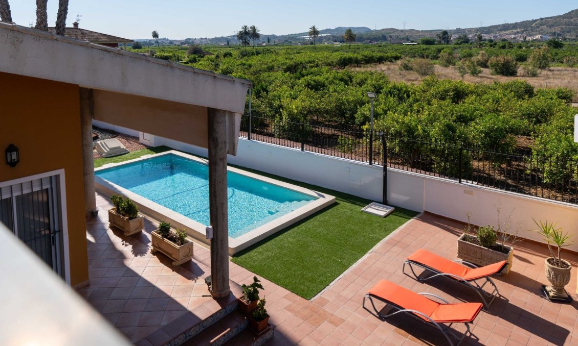 Resale - Villa -
Orihuela - Inland