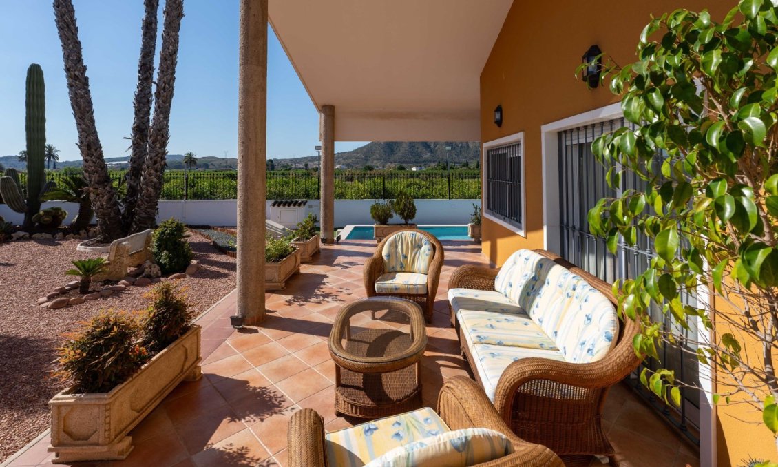 Resale - Villa -
Orihuela - Inland