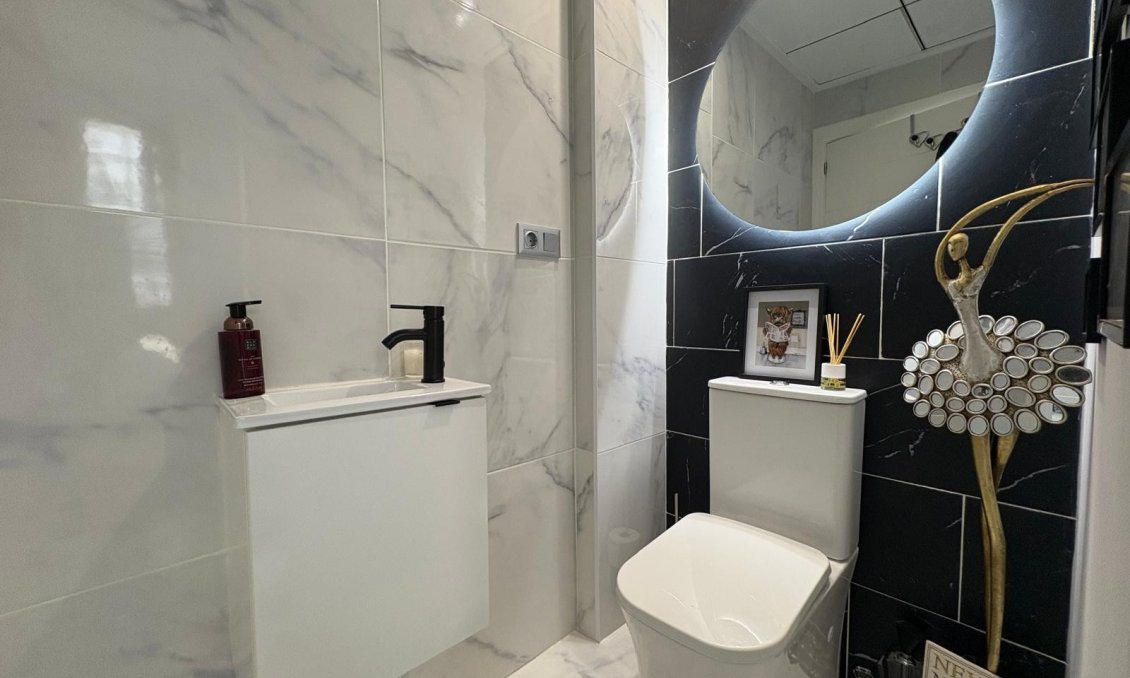 Használt Ingatlanok - Villa -
Orihuela Costa - Costa Blanca