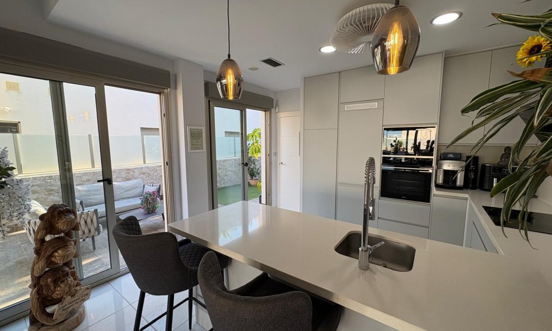 Használt Ingatlanok - Villa -
Orihuela Costa - Costa Blanca