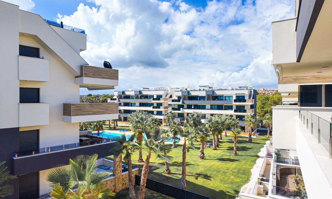 Segunda mano - Apartamento -
Orihuela Costa - Costa Blanca