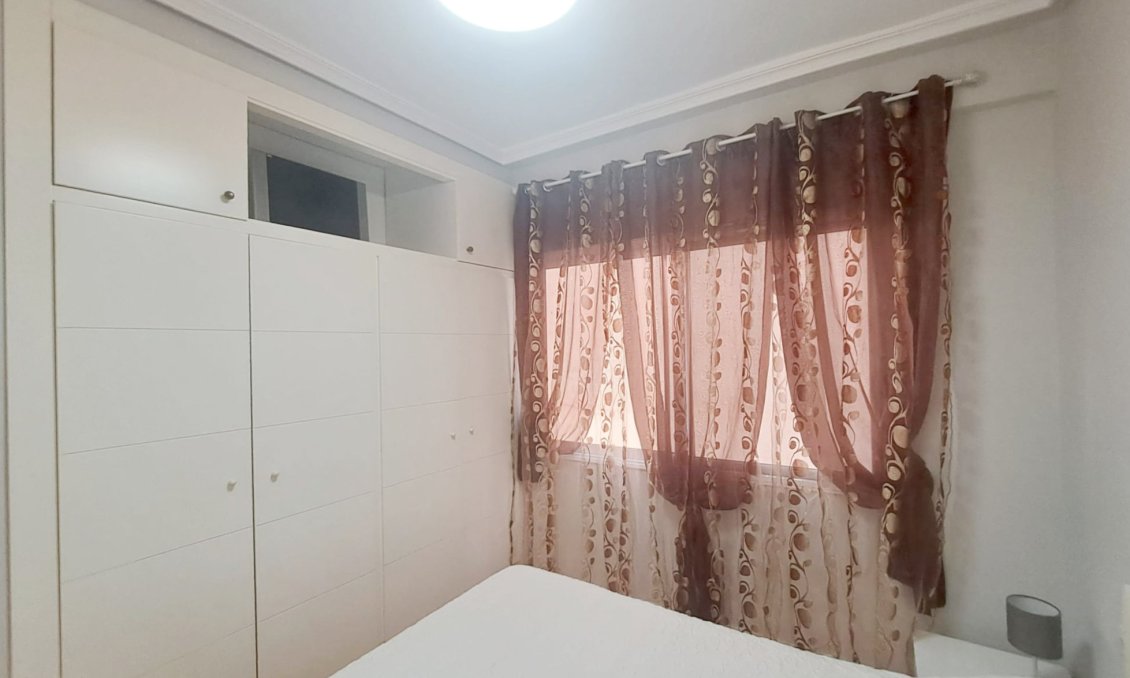 Resale - Apartment -
Torrevieja - Costa Blanca