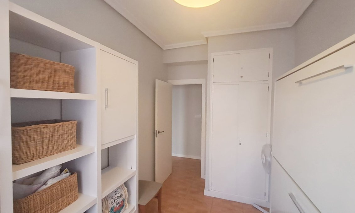 Resale - Apartment -
Torrevieja - Costa Blanca