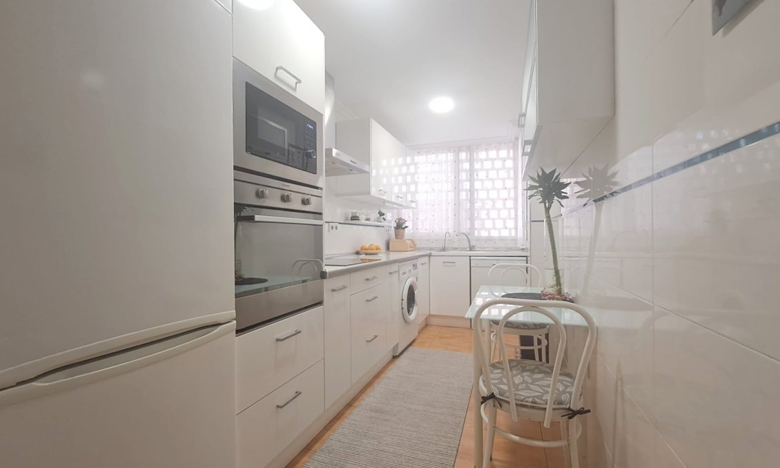 Resale - Apartment -
Torrevieja - Costa Blanca