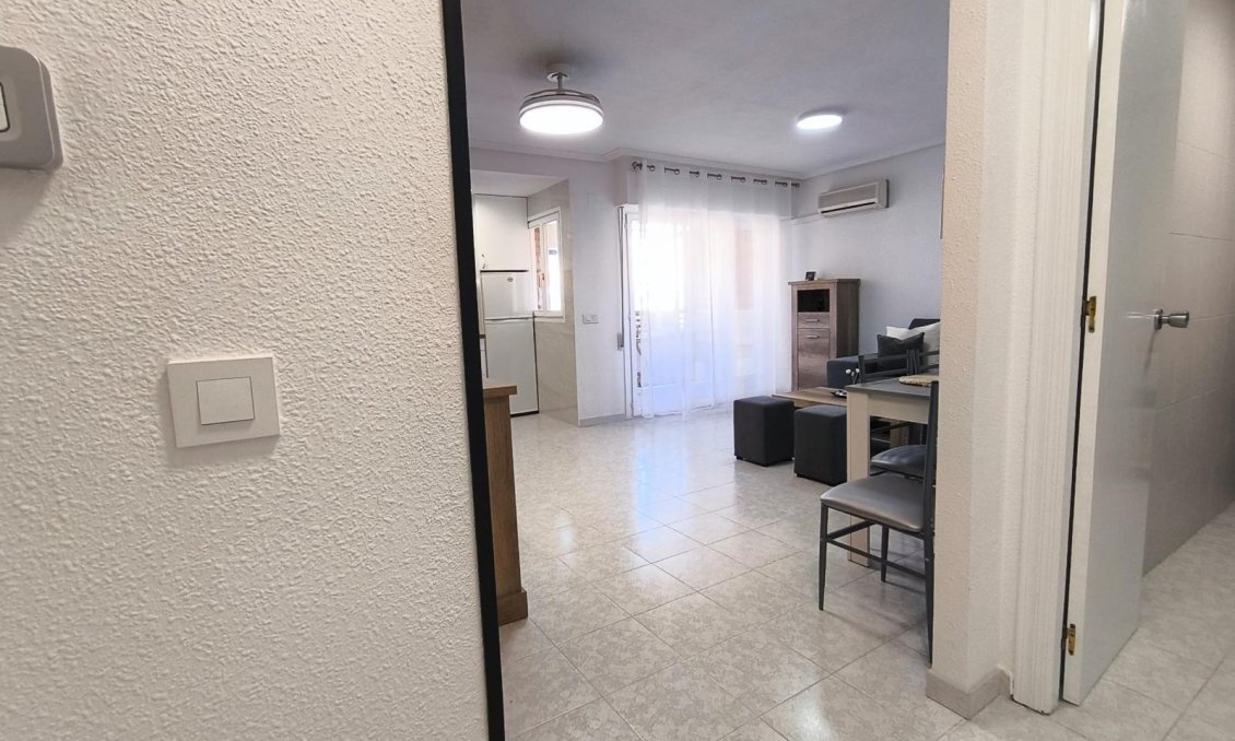 Wiederverkauf - Wohnung -
Torrevieja - El Molino