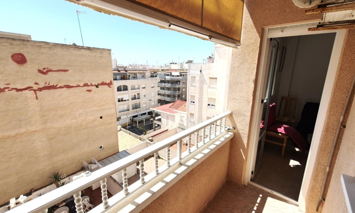 Resale - Apartment -
Torrevieja - Estacion De Autobuses