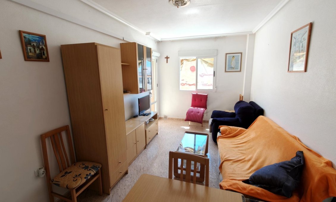 Resale - Apartment -
Torrevieja - Estacion De Autobuses